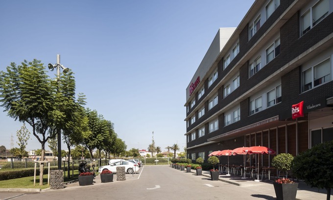 Viladecans Hotel | ibis Barcelona Aeropuerto Viladecans