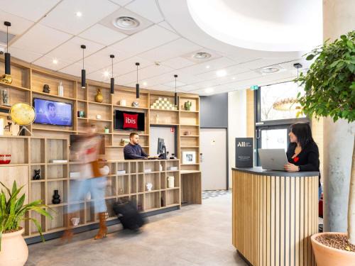 La Joliette Hotel | ibis Marseille Centre Euromed