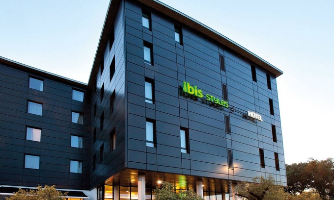Pont des Demoiselles-Montaudran-La Terrasse Hotel | ibis Styles Toulouse Cite Espace