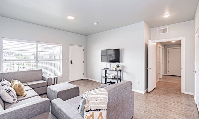 Rexburg Apartment | Ideal family stay w/kitchen 80 mins to Yellowstone