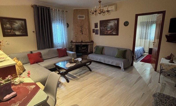 Karditsa Apartment | IDEAL HOUSE IN KARDITSA
