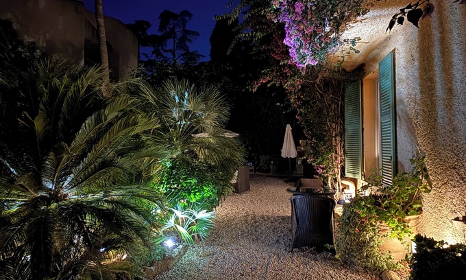 Riou - Petit Juas - Av de Grasse Hotel | Ideal Séjour Cannes, Hôtel de Charme