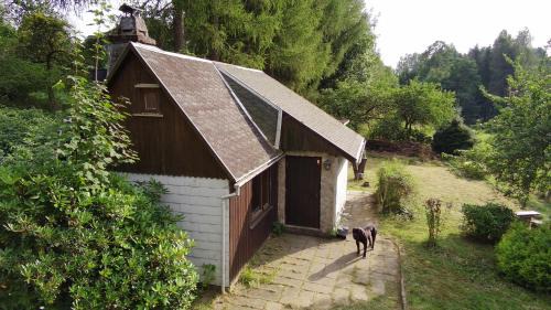 Suhl Apartment | Idylissches Ferienhäusle im Thüringer Wald