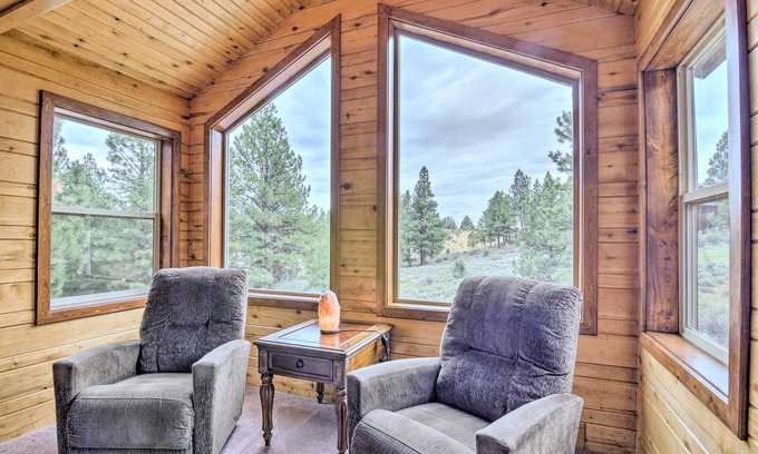 Long Valley Junction Cabin | Idyllic Alton Escape ~ 37 Mi to Bryce Canyon!