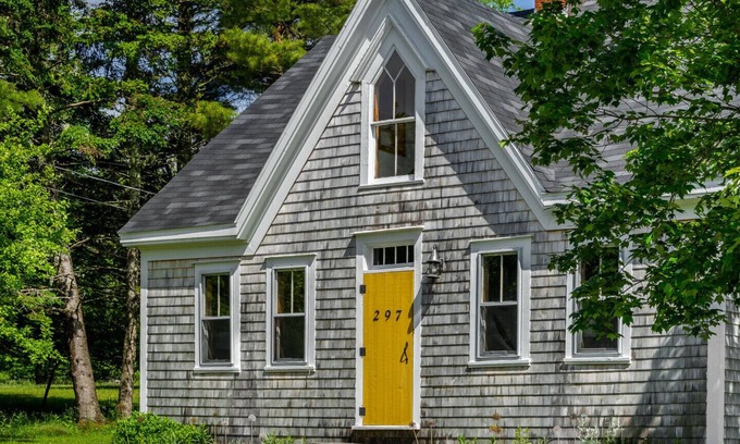 Port Joli Cottage | Idyllic beach vacation house