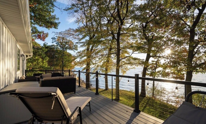 Fennville House | Idyllic Lakeside Cottage with Stunning Lake