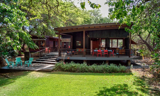 Puako House | Idyllic Setting on Waialea Bay - White Sand Beach, Family Friendly