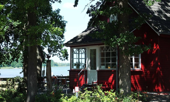Zierow House | Idyllisches Ferienhaus mit überdachter Terrasse