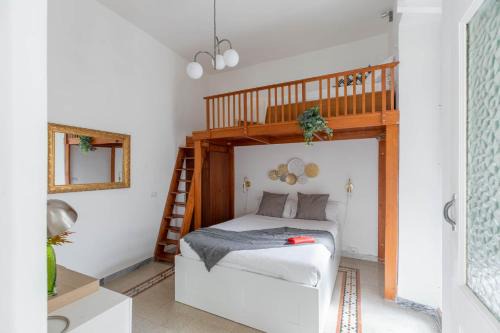 Testaccio Apartment | iFlat Little flat in Testaccio perfect WFP, WIND, FAO