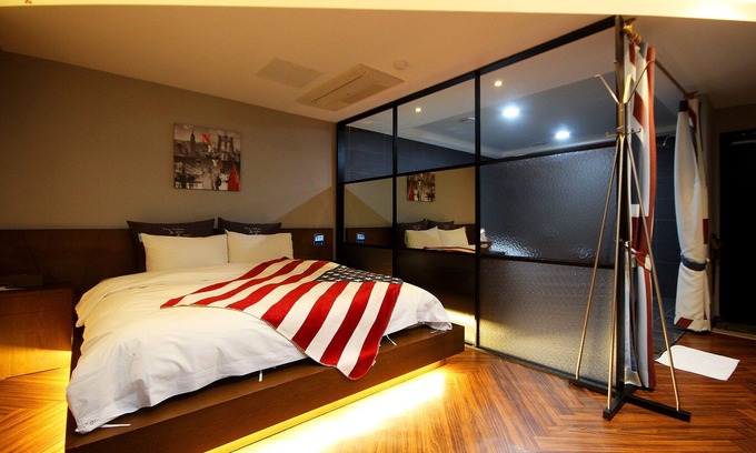 Songman Hotel | Iksan Roman Drive-in Hotel