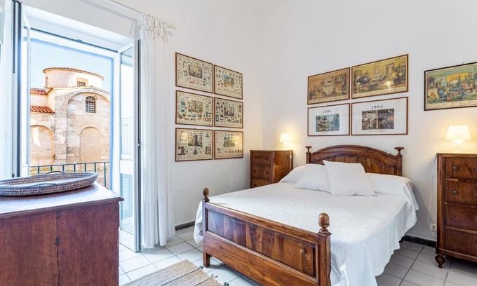 Otranto Historic Centre Apartment | Il balconcino di Otranto - centro storico