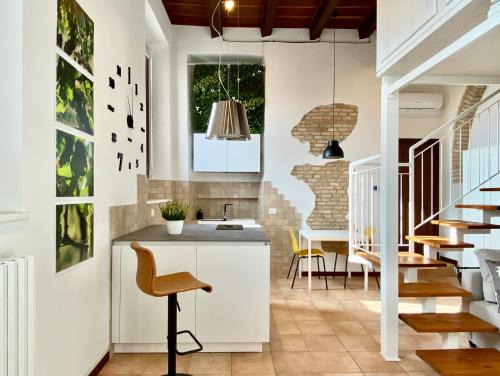 Jesi Apartment | Il Barchio loft in un palazzo di fine 800 a Jesi