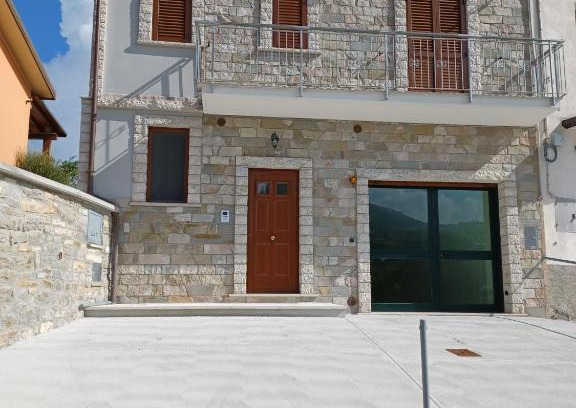 Macchiagodena House | Il Colle Casa Vacanze