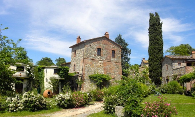 Monteleone d'Orvieto Apartment | Il Forno in Farmhouse Borgo Santa Maria