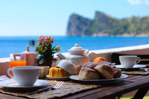 Marina del Cantone House | il Terrazzino sul Mare,holiday home ON THE BEACH in Sorrento Coast