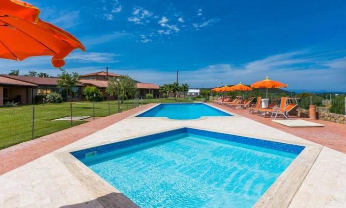 Puntone House | Il Tramonto by Interhome