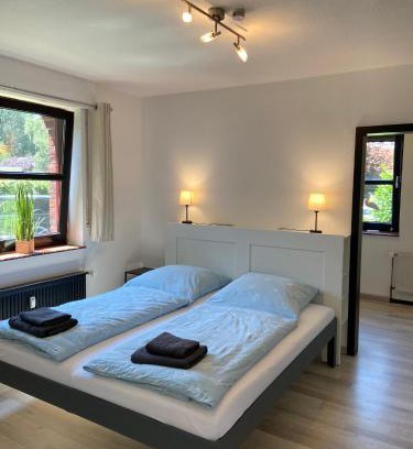 Huede Apartment | Im Dorfe - Ferienvermietung Arendholz