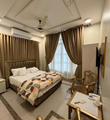 Rohri Hotel | Imperial banquet and hotel