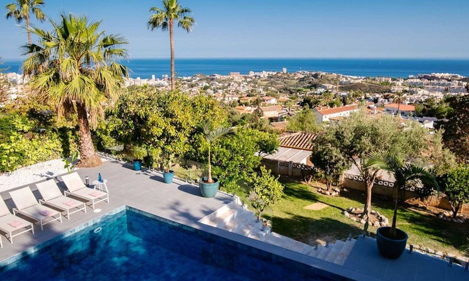 Benalmadena Villa | Impressive Benalmadena Villa | 7 Bedrooms | SeaViews | Villa Benalmadena Grande.