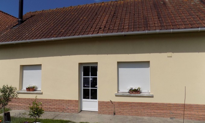 Saigneville House | In a quiet hamlet cottage of small port