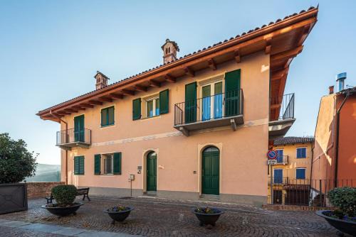 Barolo Apartment | In Piazzetta holiday apartments, Barolo