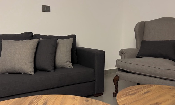 Sodeco Apartment | In the city, accessible and calm