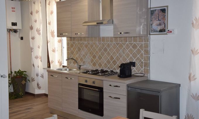 Caprarola House | In the heart of Caprarola cozy apartment within walking distance of all services