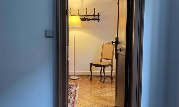 Quartier de la Place-Vendome Apartment | In the heart of Paris.