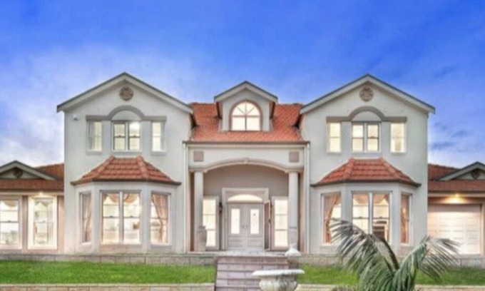 Bellbird House | In the Hunter Valley and need a place to stay for a big group? Look no further