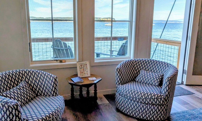 Coupeville Apartment | In town Condo on the water; studio with separate sleeping area