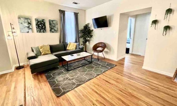 Gayborhood Apartment | ~Incredible Location! Large Center City 2 Bedroom~