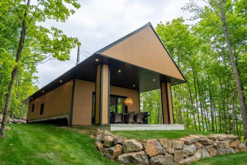 Cheneville Ski Chalet | Incredible view Pool table - Horizon sur le lac