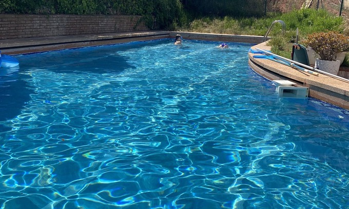 Castelldefels House | Independent house "Casazul" with swimming pool