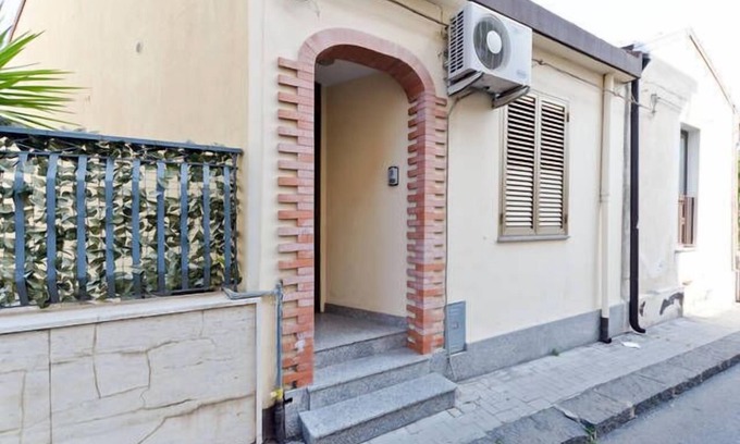 Fiumefreddo di Sicilia House | Independent house in the center-Casale Papandrea area 2km from the sea near Taormina-Etna