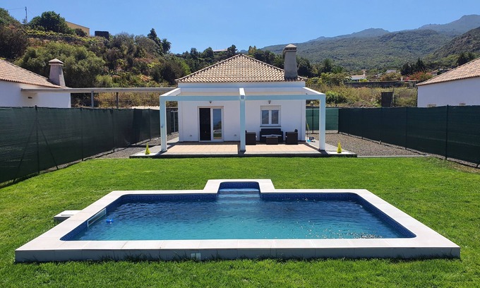 Brena Baja Ski Chalet | Independent house with private pool and sea view