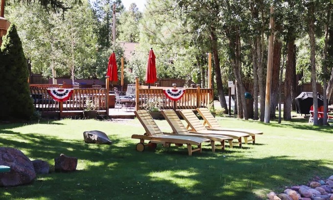 Pinetop Condo | Indoor Pool Bliss in the Pines 1BR Suite