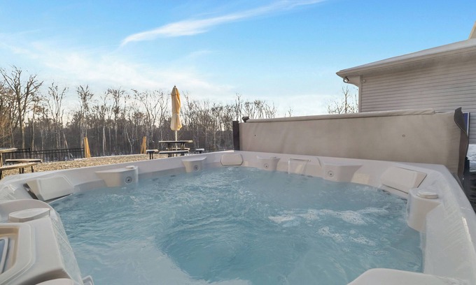 Tobyhanna House | Indoor Pool/Arcade/Theater/HotTub/Pickleball/Trail