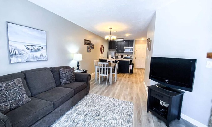 Harbor Village Condo | Inn Building Condo 212-Georgous updated condo!