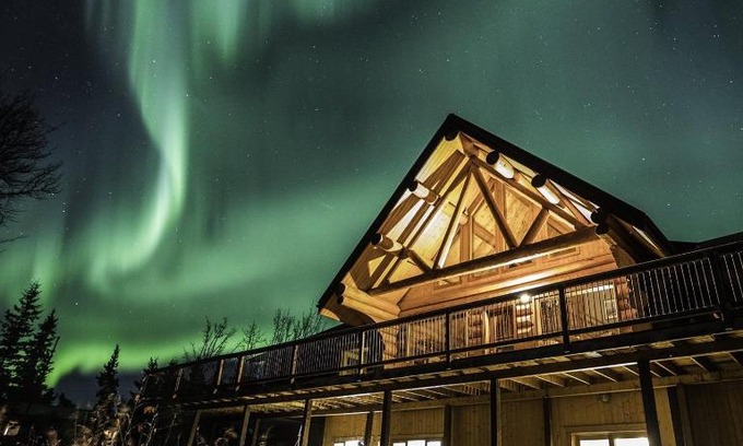 Marsh Lake Resort | Inn on the Lake - Whitehorse