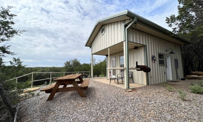 Jacksboro House | Inspiration Cabin at Lake Godstone