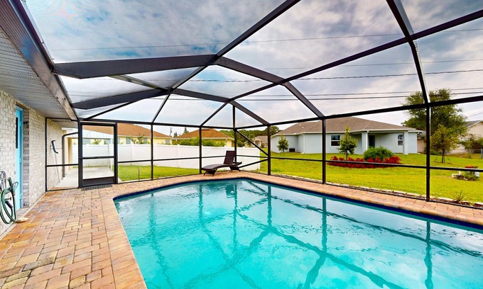Sebastian Highlands House | Inviting home with private pool & large lanai, near beaches