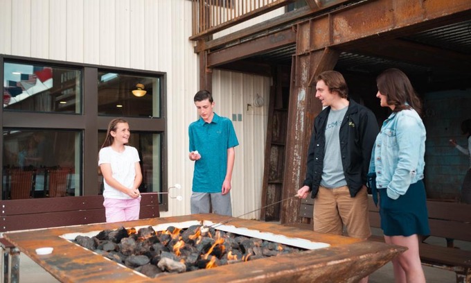 Cedar City Hotel | Iron Springs Luxury Lodge & Spa