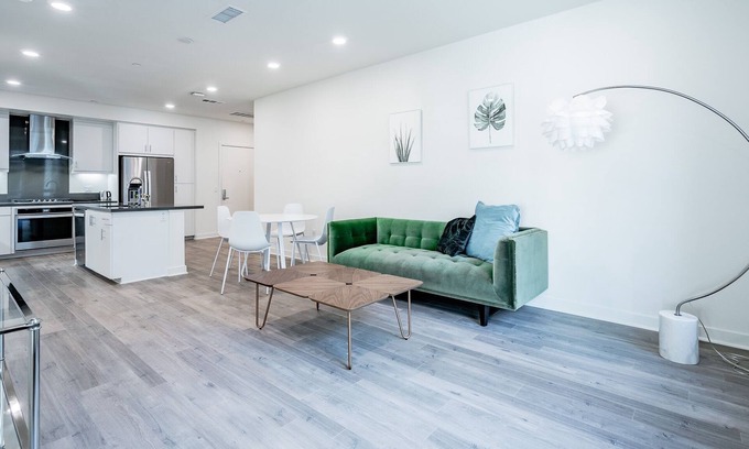 Airport Area Condo | Irvine Luxury Community BEST LOCATION!!!