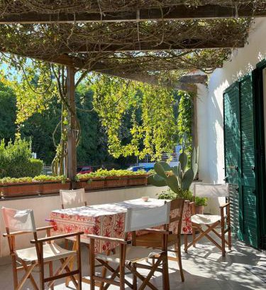 Serrara Fontana House | Ischia Casareccia