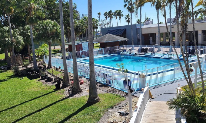 Merritt Island Hotel | Island Hotel of the Space Coast