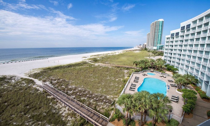 Orange Beach Hotel | Island House Hotel Orange Beach - a DoubleTree by Hilton