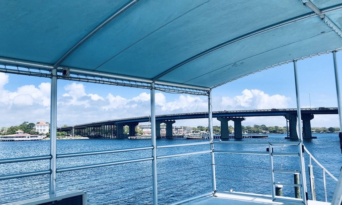 Fort Walton Beach Boat Rental | Island Houseboat