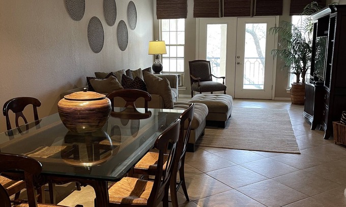 Highland Lake Estates Condo | Island on Lake Travis Luxury Lake Escape