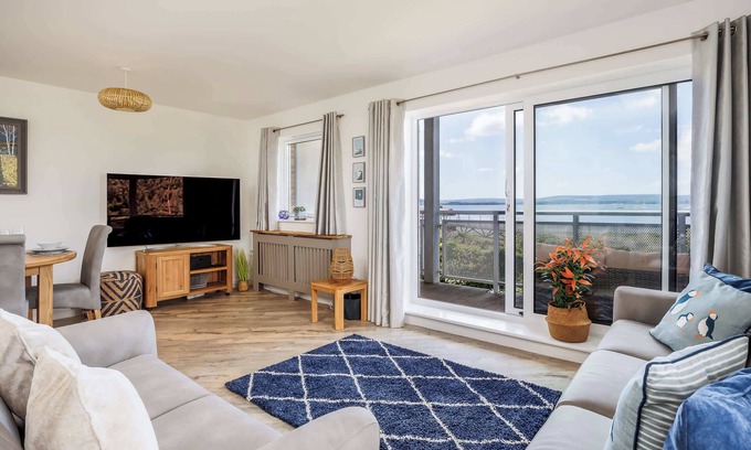 Hamworthy Apartment | Isle View - Large Corner Balcony With Harbour Views