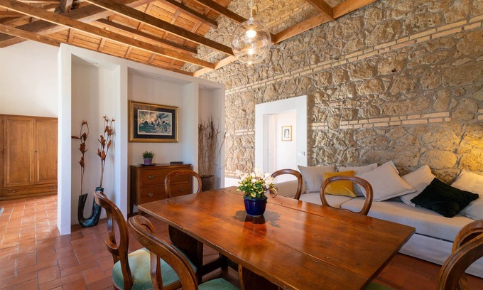 Zona LVIII Prima Porta Apartment | IV CASALE ROMA - COUNTRY VILLA